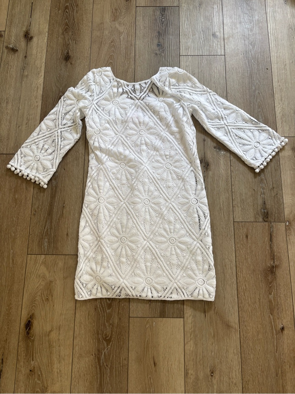 Lilly Pulitzer Topanga Lace Dress in "Resort White" size medium